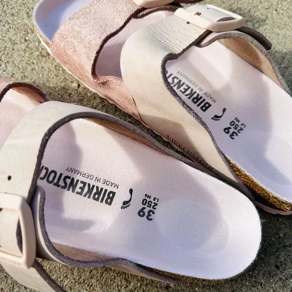 Pale pink Birkenstock sandals . Women’s 8 - Picture 3 of 4